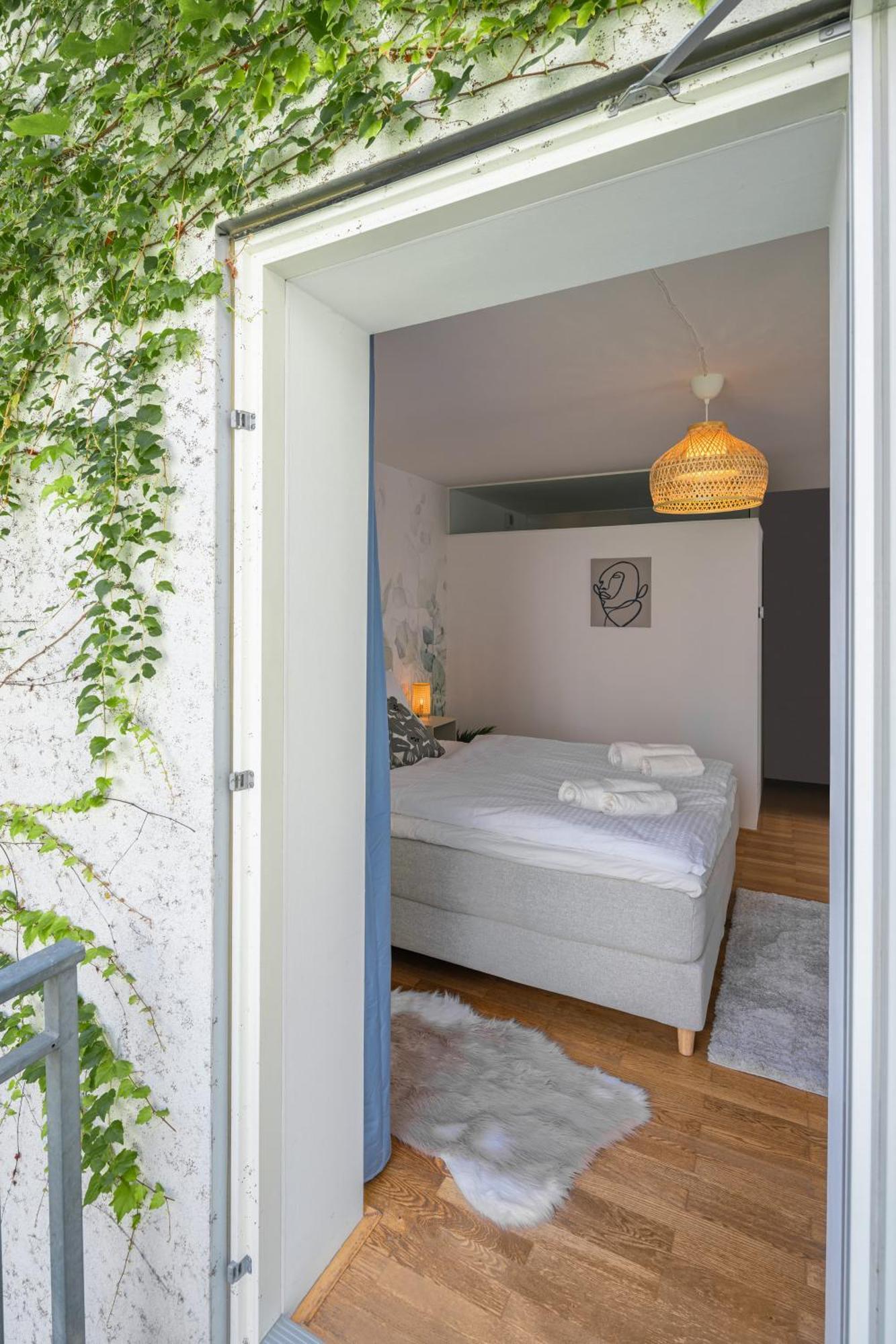 וינה Gemuetliches, Ruhiges Apartment - 90M2 Mit Garten Und Terrasse מראה חיצוני תמונה