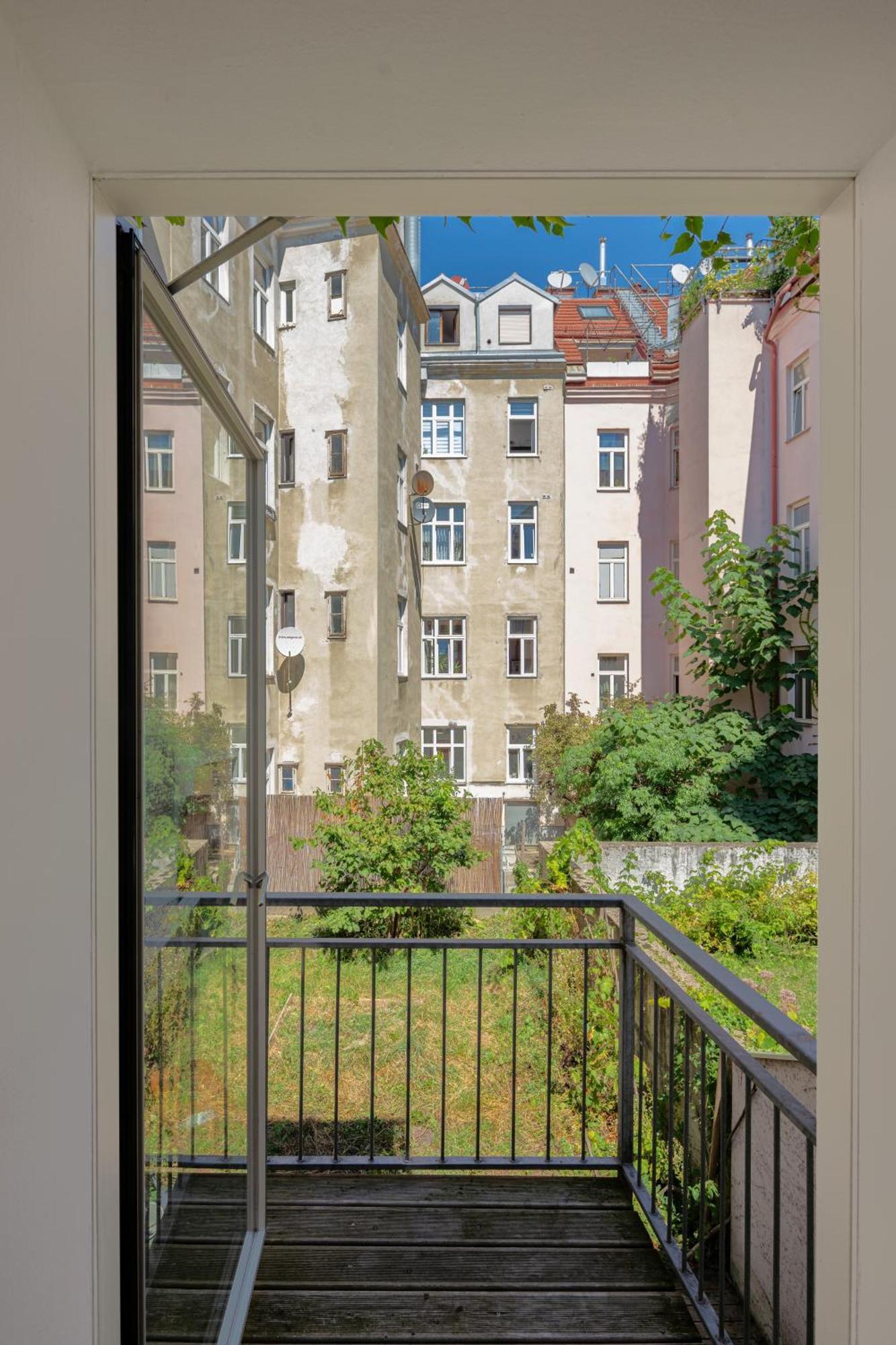 וינה Gemuetliches, Ruhiges Apartment - 90M2 Mit Garten Und Terrasse מראה חיצוני תמונה